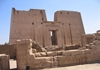 Pylon des Tempels von Edfu